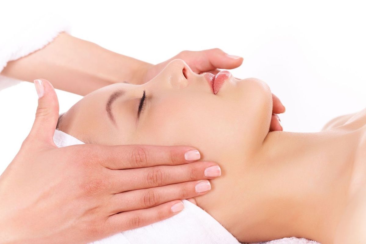 Bấm huyệt đạo giúp đẹp da
