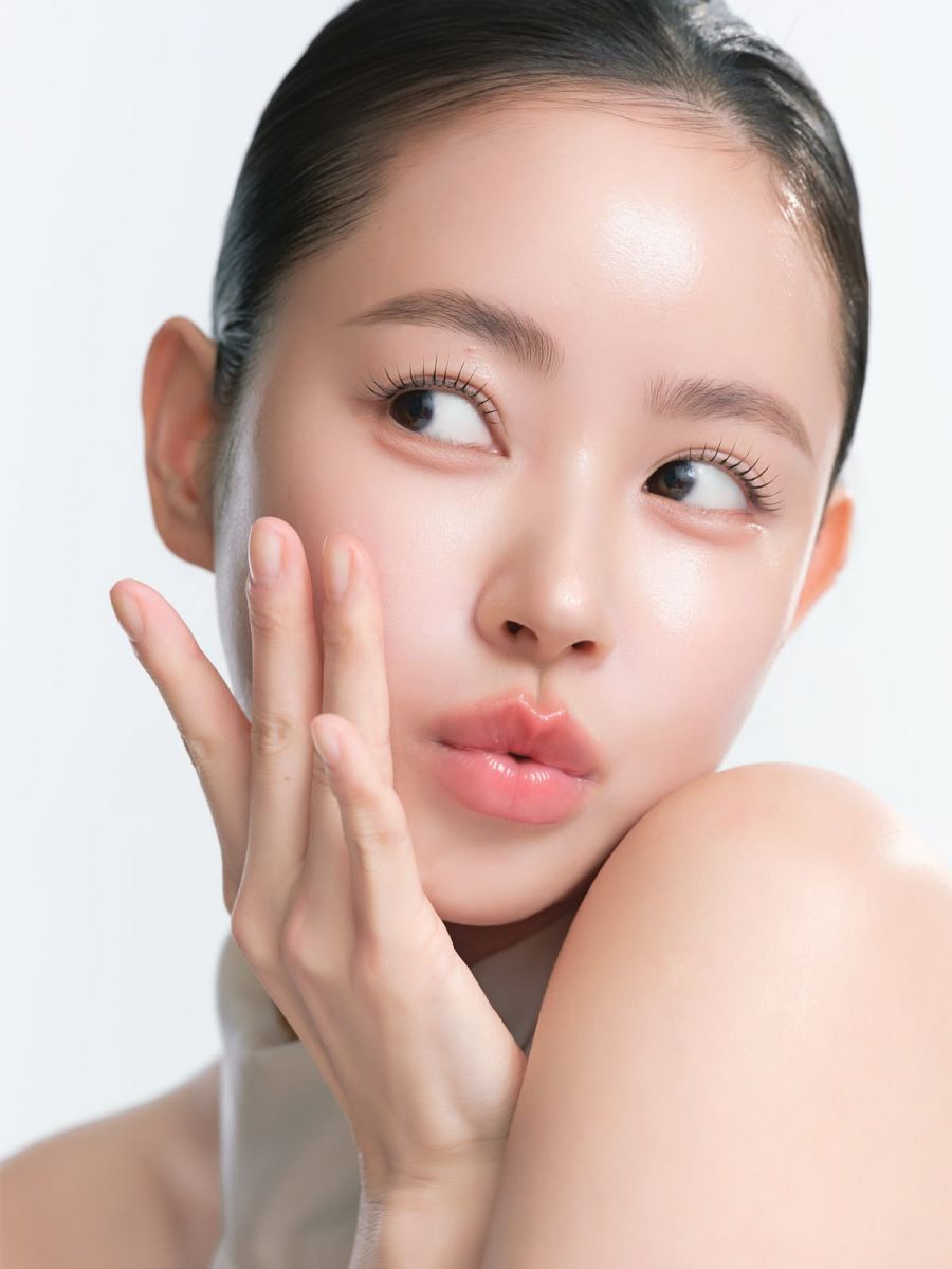 Chăm sóc da đúng cách mỗi ngày giúp giảm nguy cơ mụn, kích ứng và tổn thương tích lũy