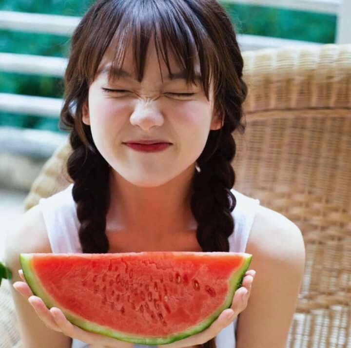 Dưa hấu là thực phẩm cấp nước tự nhiên