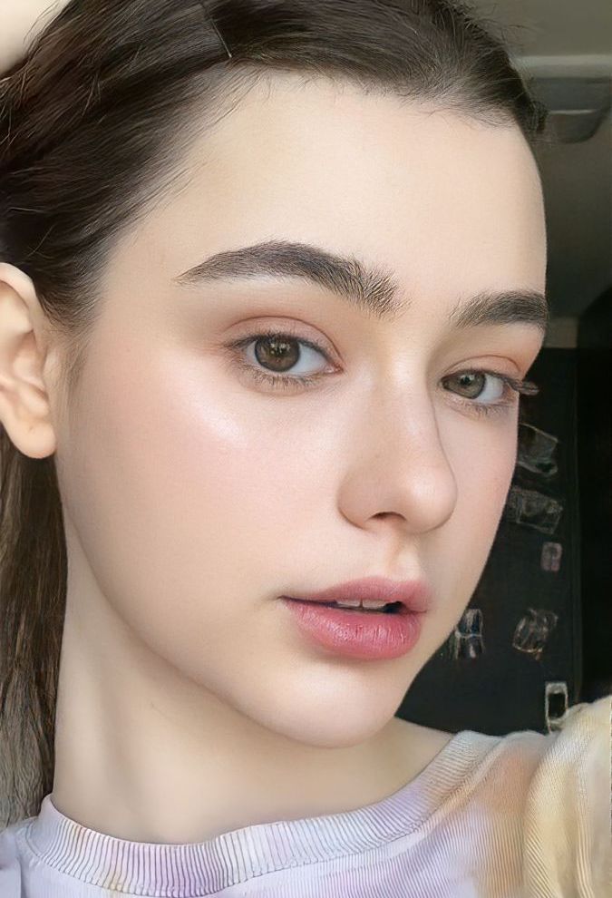 Làn da cấp đủ nước rất trẻ trung, rạng rỡ