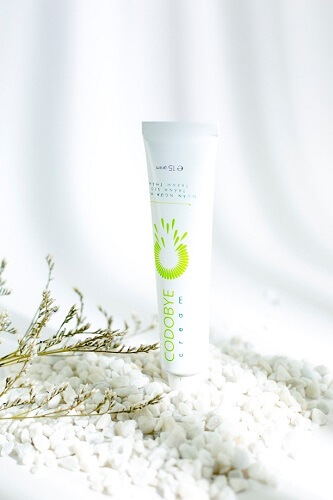 Kem bôi trị mụn trứng cá Codobye Cream